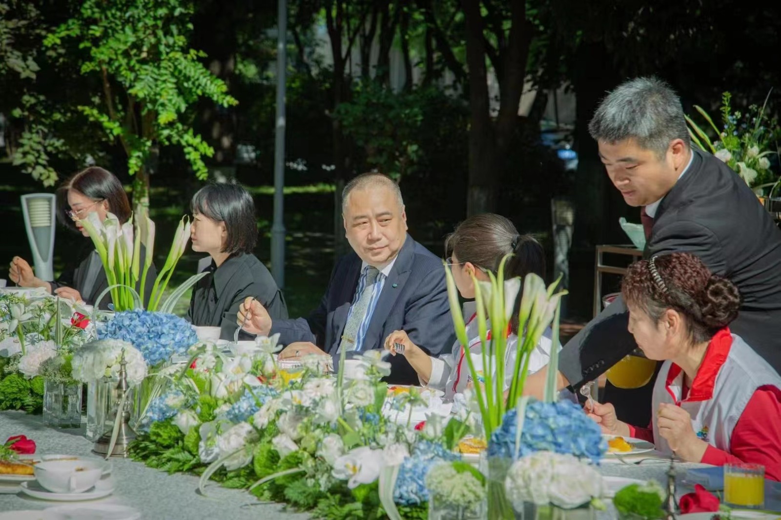 ������app